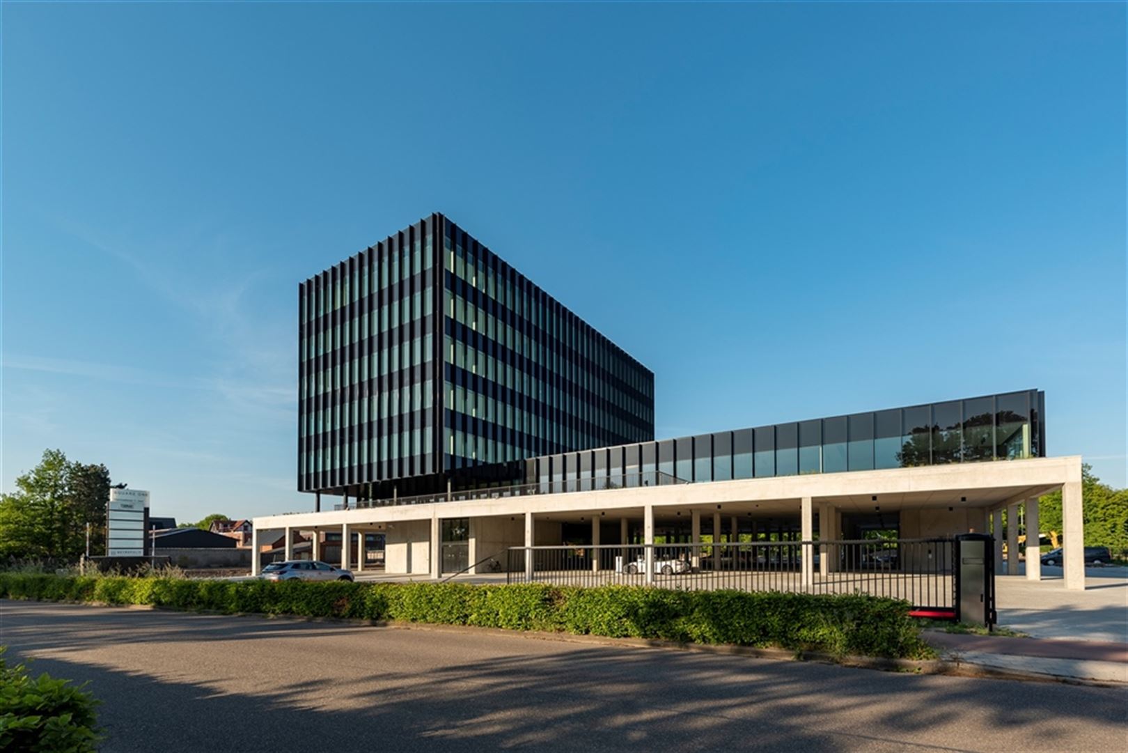kleinhoefstraat-11-2440-geel-ceusters