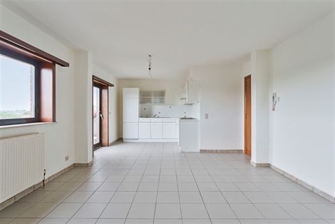 Laatste appartement te koop in kleinschalige residentie in hartje Zottegem. Unieke ligging in het bruisende centrum met zuidelijk gericht balkon. U ko...