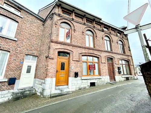 Huis 2 gevels te huur te ROCHEFORT (5580)