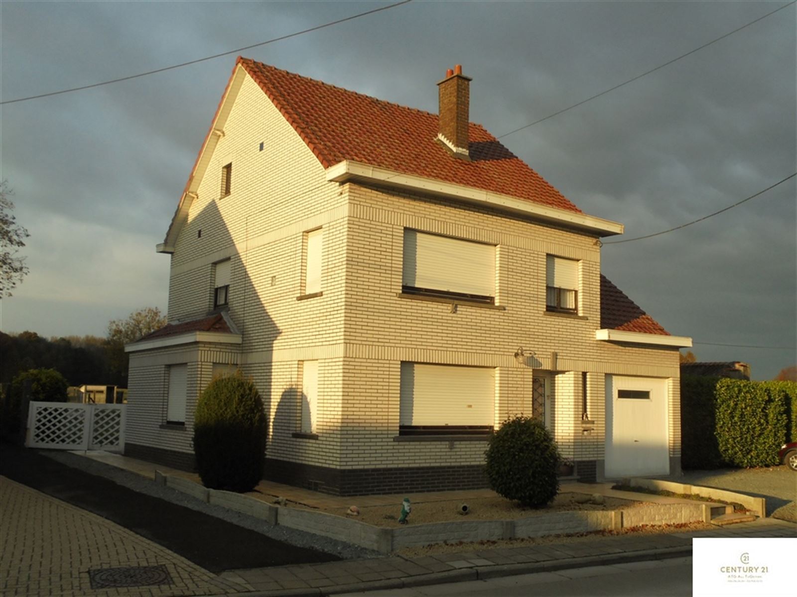 Huis – 9506 Nieuwenhove Huis – 9506 Nieuwenhove
