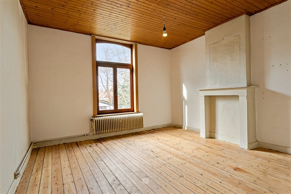 Authentieke burgerwoning te koop in Sint-Amandsberg