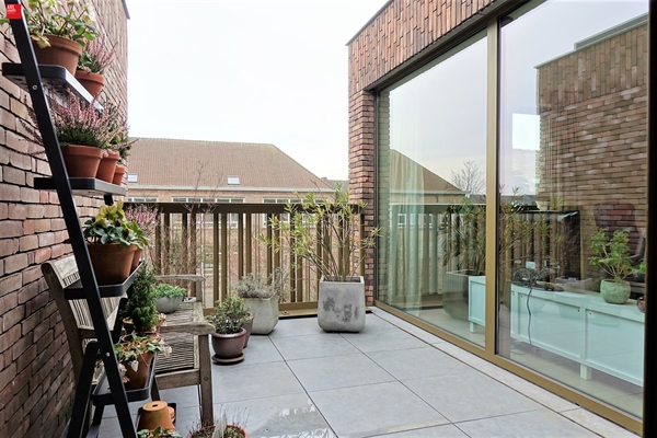 Een rustig gelegen, ruim nieuwbouw appartement te huur net buiten het centrum van Gent