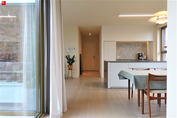 Een rustig gelegen, ruim nieuwbouw appartement te huur net buiten het centrum van Gent