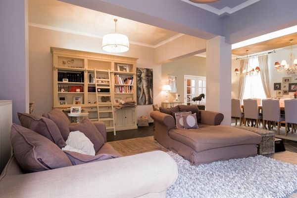 Herenhuis met extra woning op 1ha grond