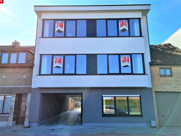 Gerenoveerd en instapklaar gelijkvloers appartement te huur in Sint-Niklaas