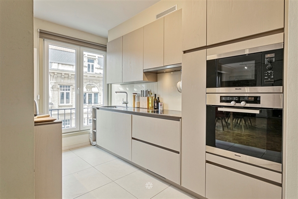 Ruim 3-slaapkamer appartement te koop in hartje Gent