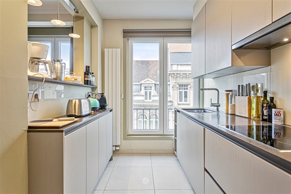Ruim 3-slaapkamer appartement te koop in hartje Gent