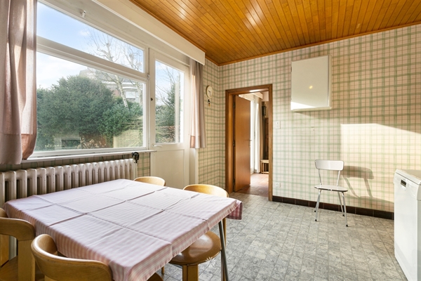 Alleenstaande woning met zuidgerichte tuin te koop in Destelbergen