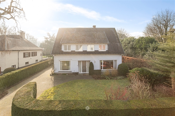 Alleenstaande woning met zuidgerichte tuin te koop in Destelbergen