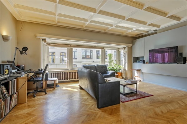 Authentieke woning op goed bereikbare locatie te koop in Gent