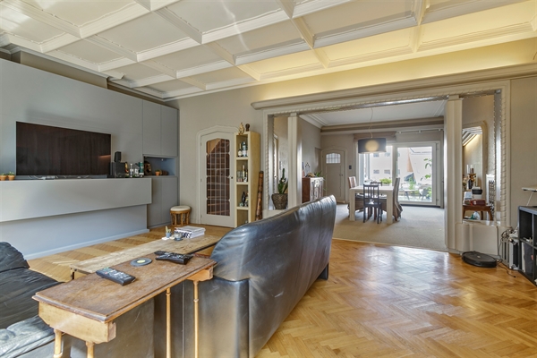 Authentieke woning op goed bereikbare locatie te koop in Gent
