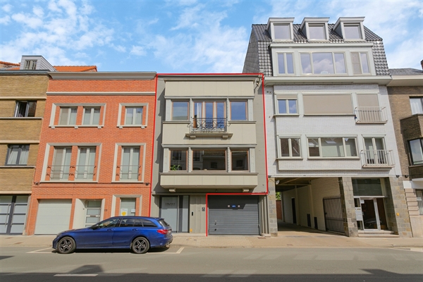 Authentieke woning op goed bereikbare locatie te koop in Gent