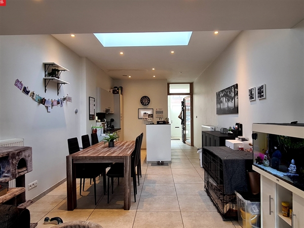 Instapklare woning met tuintje te huur in Sint-Niklaas nabij centrum