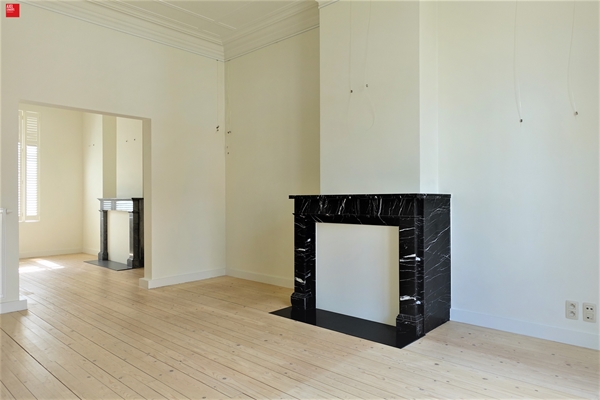 Gerenoveerd appartement op wandelafstand van Sint-Pieterstation te huur in Gent