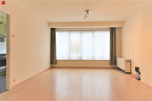 Appartement met terrasje nabij Sint-Pietersstation te huur in Gent