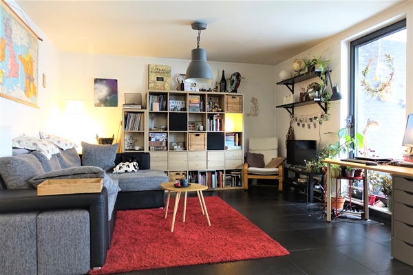 Appartement aan SInt-Pietersplein met ruim terras te huur in Gent